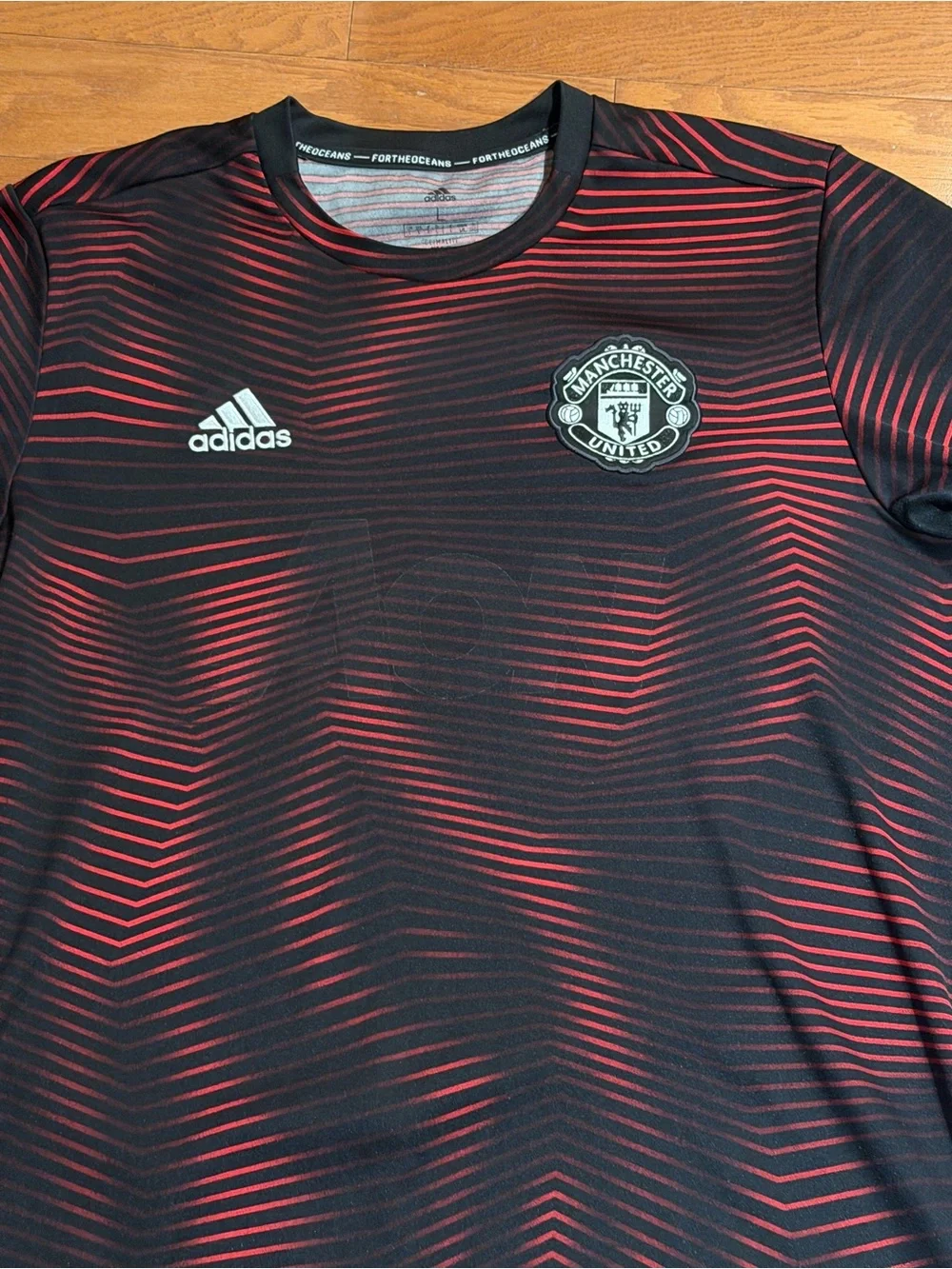 Men’s adidas Manchester United jersey